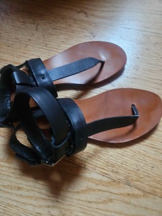 Sandalias Uterqüe Piel Negro Marrón
