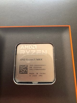 AMD Ryzen 5 7600X - Precintado