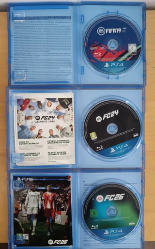 PS4 (PlayStation 4) + 2 Mandos + 7 Juegos