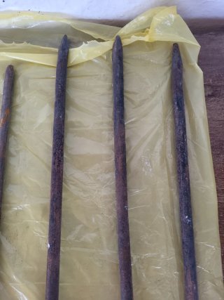 3 Piquetas Antiguas de Hierro
