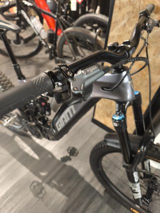 Giant Reign Advanced E+ 1 2026