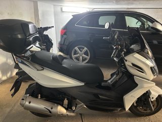 Kymco 125 Scooter Gasolina Blanca -GANGA-