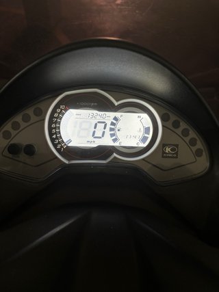 Kymco 125 Scooter Gasolina Blanca -GANGA-