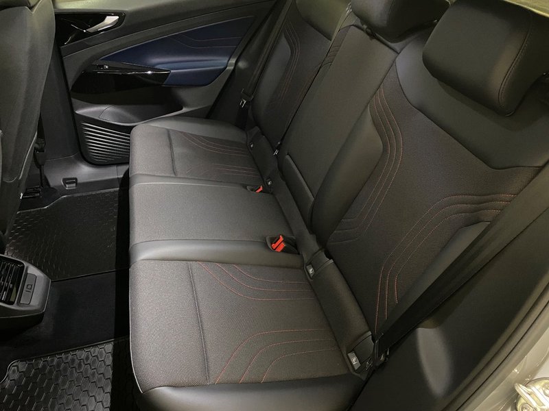 Volkswagen ID.4 2022, foto 16