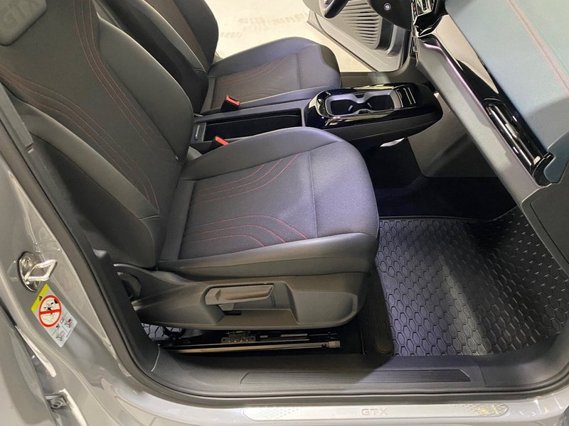 Volkswagen ID.4 2022, foto 18