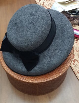 Sombrero Fieltro Lana Vintage Inglés + sombrerera