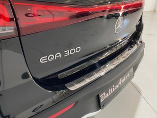 MERCEDES-BENZ EQA EQA 300 4MATIC