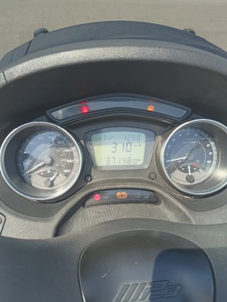 Piaggio MP3 350 sport (ABS+ASR)