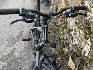 Bicicleta Montaña BH Negra y Verde
