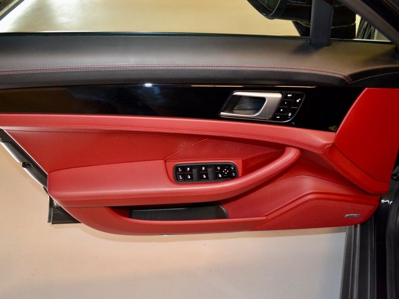 Porsche Panamera 4 2019, foto 14