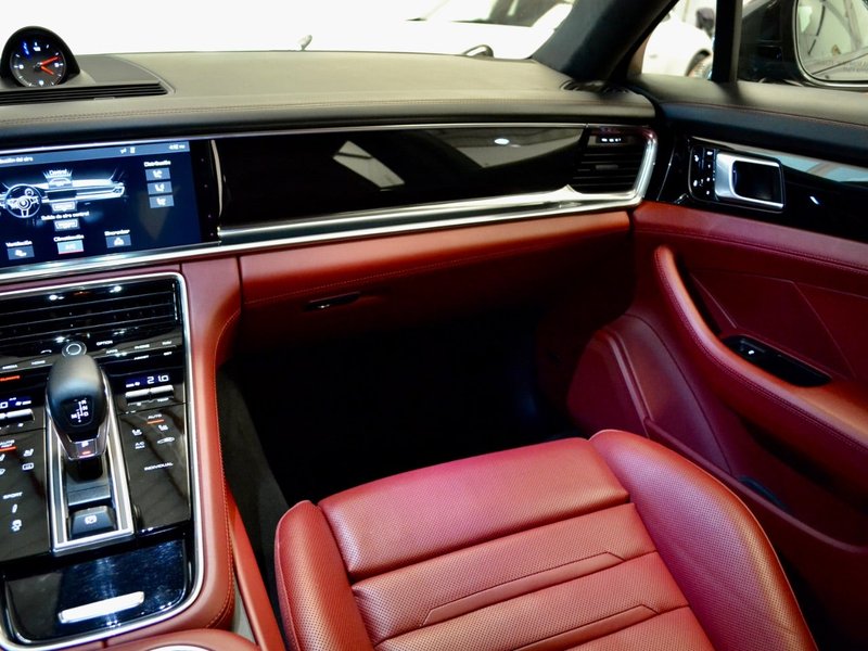 Porsche Panamera 4 2019, foto 28