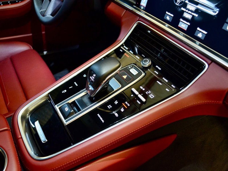 Porsche Panamera 4 2019, foto 35