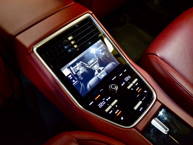 Porsche Panamera 4 2019, foto 38