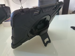iPad Pro 12.9 5ª Gen Wi-Fi + Funda Negra
