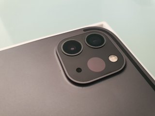 iPad Pro 12.9 5ª Gen Wi-Fi + Funda Negra