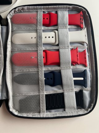 Apple Watch Series 9 45mm + Lote Correas