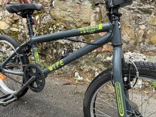 Bicicleta BMX gris