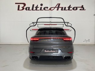 PORSCHE Cayenne Coupe GTS