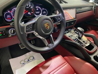 PORSCHE Cayenne Coupe GTS