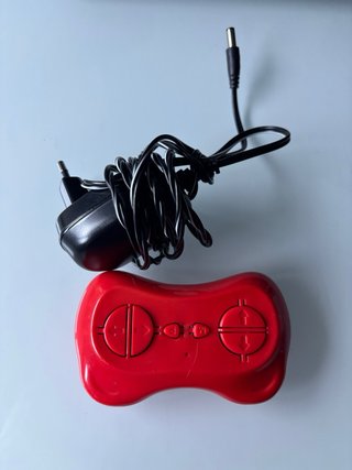 Coche Eléctrico Infantil Feber Rojo. Batería nueva