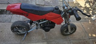 Moto Cross Roja y Negra