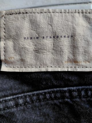 Pantalón tejano negro Zara Talla 46