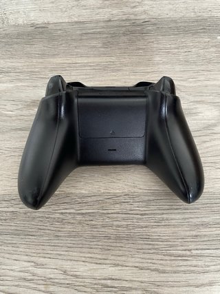 Xbox One Negra + Mando