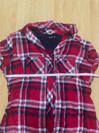 Camisa Inside cuadros roja talla M ajustada