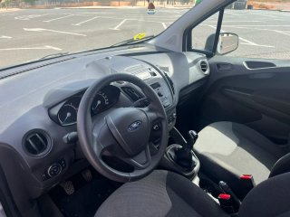 Ford E-Tourneo Courier 2015