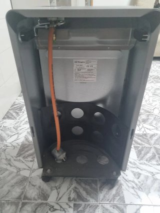 Estufa de Gas Llama Azul Negra