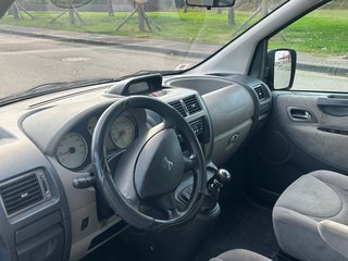 Peugeot Expert 2008