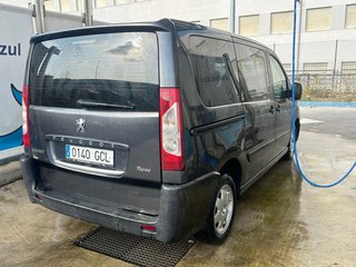 Peugeot Expert 2008