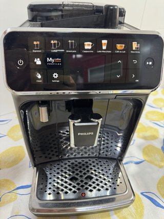 Cafetera Super Automática Philips Serie 5400