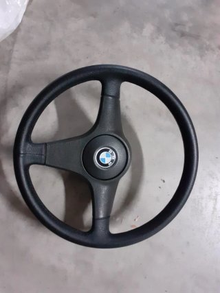 Volante Deportivo BMW E30