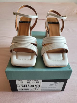 Sandalias Angel Alarcón Blancas Tacón
