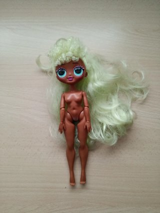 Muñeca LOL Surprise OMG