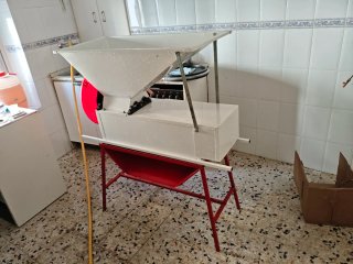 Estrujadora Despalilladora con Soporte