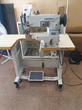 Máquina de coser Refrey Zigzag Brazo Doble