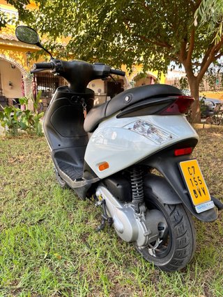 Piaggio Zip 50cc Scooter
