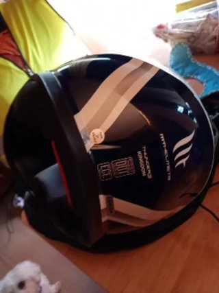 Casco de moto MT Helmets talla S edición limitada