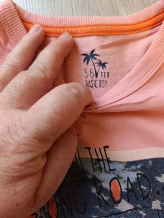 Lote 4 camisetas niño Talla 5-6