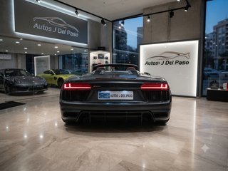 Audi R8 2016