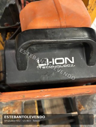 Transpaleta eléctrica Li-ion 980€
