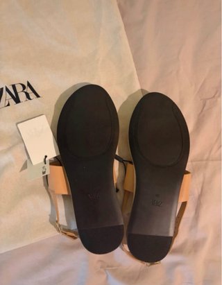 Sandalias planas piel Zara Talla 38