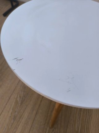 Mesa auxiliar redonda blanca patas madera
