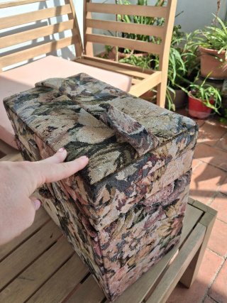 Caja de joyas antigua floral