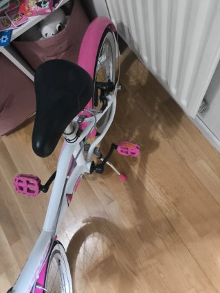 Bicicleta B'Twin Doctor Girl 16 Rosa.