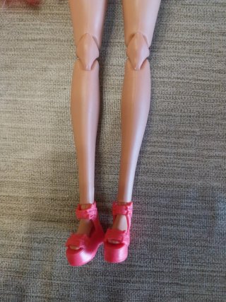 Barbie Pop Reveal Bambola