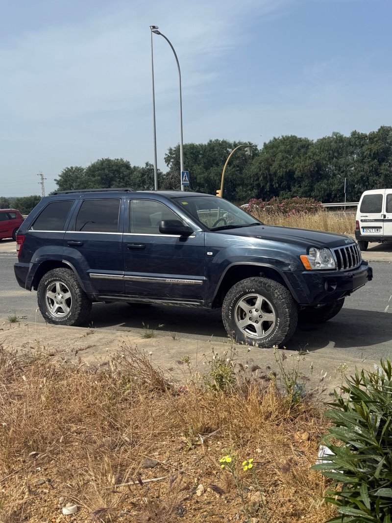 Jeep Grand Cherokee 2005 - foto 1