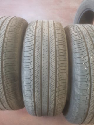 Neumáticos 235/60R18 107V